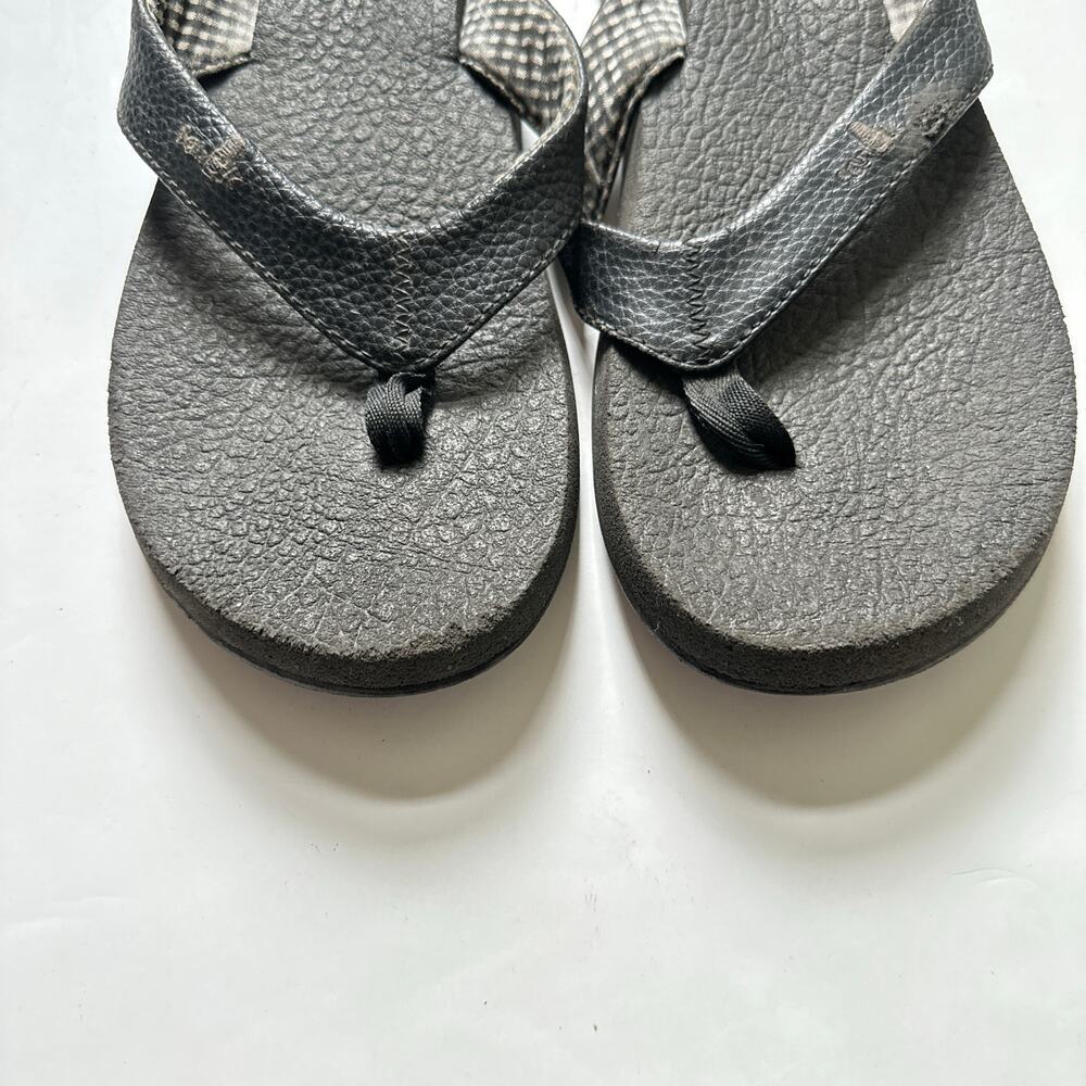 Sanuk sandals - Picture 2 of 6